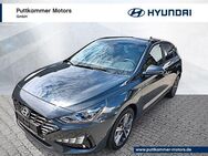 Hyundai i30, 1.5 T-GDi 48V-Hybrid Trend, Jahr 2022 - Rellingen