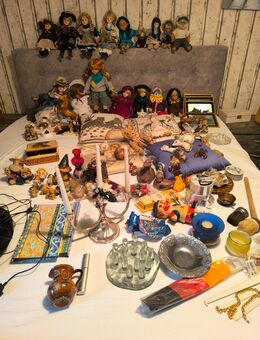 Trödel Puppen Figuren Kerzenleuchter - Gladbeck