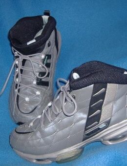 NEUw * Sport * Lauf * Running * Walking * Schuhe im Retro Style "REEBOK" Original * Gr. 37,5/ * 4,5 * 4½ * silber- grau * - Riedlingen