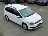 VW Touran, 1.5 TSI Comfortline, Jahr 2020 - Schwabach