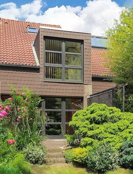 Beliebte Lage in Bielefeld-Schildesche: Reihenmittelhaus mit Garten und Garage - Bielefeld
