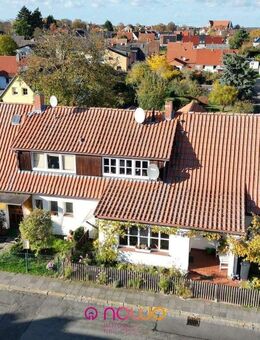 Familienfreundliche Doppelhaushälfte in begehrter Wohnlage von Helmstedt - Helmstedt