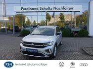 VW T-Cross, 1.0 l TSI Life OPF, Jahr 2022 - Rostock