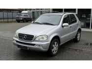 Mercedes-Benz ML 270 CDI AHK/Sitzheizung/Schiebedach/BiXenon - Adelheidsdorf