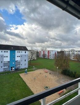 Praktisch geschnittene 2,5-Zimmer-Wohnung mit Balkon! - Leverkusen