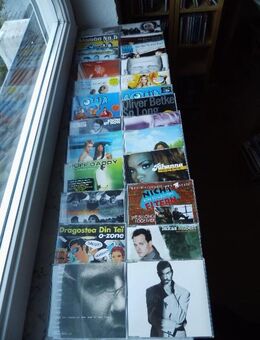 25xMaxi-CD zus. 4,- George Michael Patrick Nuo Robert Palmer Lou Bega Donna Lewis Mr. President feat. Münchener Freiheit Mr. Big Melanie C Rihanna O-Zone Jimmy Somerville usw. - Flensburg