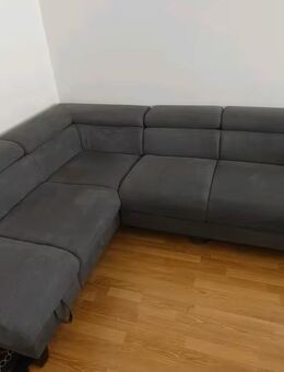 Ecksofa Morven mit Kopfteilverstellung und Bettkasten NP 2900 € - München Untergiesing-Harlaching