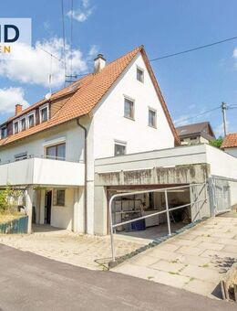 Doppelhaushälfte mit großem Garten, Potenzial & Ausbaureserve in ruhiger Lage von Sindelfingen - Sindelfingen