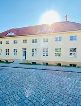 Ketzin/Paretz: Parkring: denkmalgeschütztes Amtshaus: 4-Zi.-Whg. ca. 115 m² ab sofort zu vermieten - Ketzin (Havel)