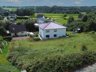 Baugrundstück in erhöhter Ortsrandlage von Much mit phantastischem Panoramablick über das Bergische - Much