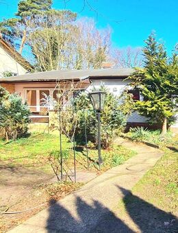 FINALER PREIS | PROVISIONSFREI | 2 Bungalows-Handwerkerobjekt zum Bodenrichtwert-großes Grundstück - Hohen Neuendorf