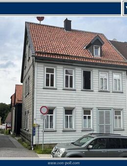 Zwei Mehrfamilienhäuser mit 11 kleinen Wohnungen und 264 m² großem Grundstück in Zentrums/ Uninähe - Clausthal-Zellerfeld