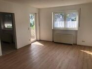 SONNIGE DREI- ZIMMER WOHNUNG MIT GARTEN UND ZWEI AUTOSTELLPLÄTZE - Eltmann