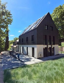 Einzigartige Neubauvilla in ruhiger Premiumlage Marburgs - Marburg