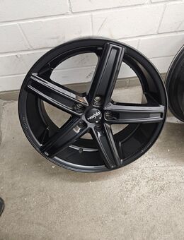 OXIGIN 18 Concave 7,5x18 5x112 ET37 57,1 black gebraucht z.B. VW Tiguan II, Audi +4 neue Nabendeckel - Essen