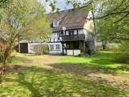 Fachwerkhaus (Ferienhaus) mit 3 Wohnungen und großem Grundstück im Herzen von Rennerod - Rennerod