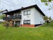 Bungalow mit Doppel-Garage - Bad Zwesten