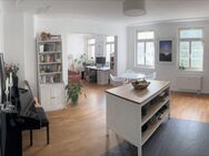 Möblierte, stilvolle, modernisierte 2,5-Zimmer-Wohnung in Altstadt Leonberg - Leonberg (Baden-Württemberg)