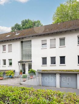 Charmante Dachgeschosswohnung mit Potenzial - Ideal für Individualisten! - Leverkusen