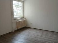 Gemütliche 3-Zimmer-Erdgeschosswohnung mit Balkon zu vermieten. - Bielefeld