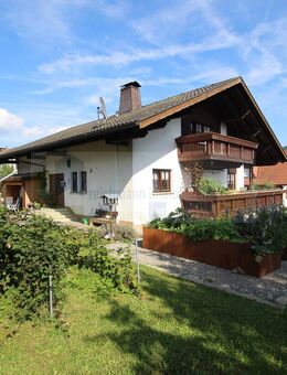Vielseitiges Einfamilienhaus mit Einliegerwohnung, großzügigem Garten und Ausbaumöglichkeiten in Blumberg-Fützen! - Blumberg