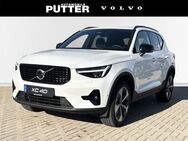 Volvo XC40, B3 Plus Dark 19 HarmanKardon, Jahr 2022 - Iserlohn