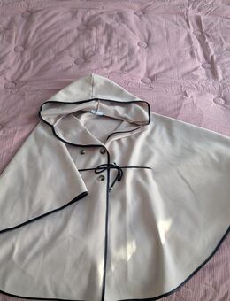 Made in Italy Poncho Creme neu - Braunschweig