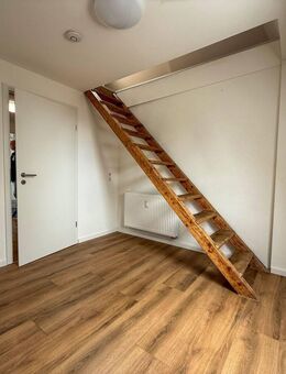 Zentrumsnahe Dachgeschosswohnung in ruhiger Lage von Schwenningen - Villingen-Schwenningen