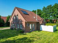 Großzügiges Einfamilienhaus mit Kamin und Carport - Südbrookmerland