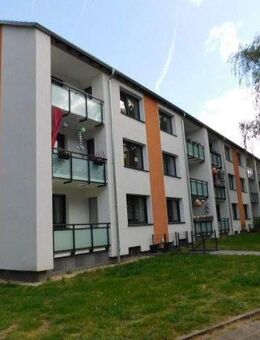 Sehr schöne 3-ZKDB bezugsfertig mit Balkon in ruhiger Lage... - Krefeld
