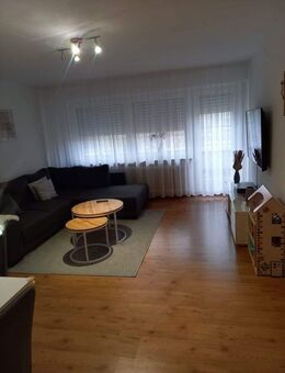 Helle,schöne Wohnung mit Balkon in Geislingen - Geislingen (Steige)