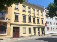 Gepflegte 2-Raum-Wohnung mit EBK und Wohnküche ! - Pirna