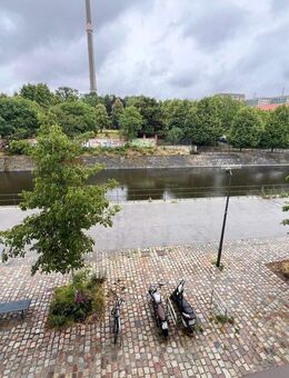 Mitte: 2-Zi-NB-Wohnung - WASSERBLICK - 66 m² - 2 TERRASSEN, EBK LUXUS Bad - per SOFORT zu VERKAUFEN - Berlin