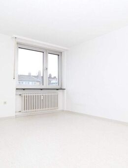 Gemütliche 1-Zimmer-Wohnung mit eingerichteter Kochnische in zentraler Lage Ludwigshafens - Ludwigshafen (Rhein)