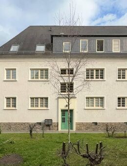 Schöne Dachgeschosswohnung in den Chemnitzer Heimgärten - Chemnitz