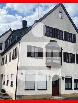 Mehrfamilienhaus in Neunkirchen am Brand - Neunkirchen (Brand)