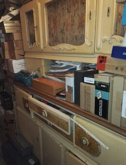 Vitrinenschrank, Küchenschrank + Küchenkommode + Waschtisch - alte Sanierungsstücke - Hannover
