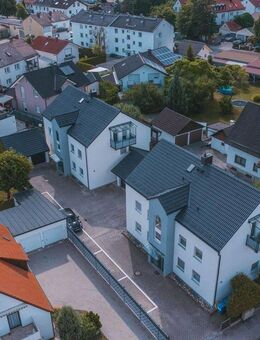 Geschmackvolle 2-Raum-Wohnung mit großem Balkon - Waldkraiburg