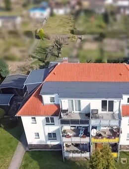 Charmante 2,5-Zimmer-Dachgeschosswohnung mit Balkon in Zwenkau - Zwenkau