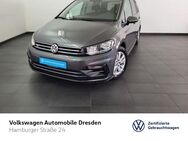 VW Touran, 2.0 TDI Comfortline R-Line, Jahr 2019 - Dresden