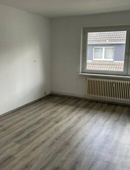 Wohn(t)raum mit 2 Zimmern zum sofort Bezug - Lüdenscheid