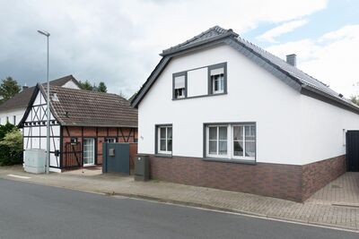 Ihr gemütliches Eigenheim! Einfamilienhaus in ruhiger Lage zu Verkaufen!