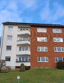 Provisionsfrei Lübeck - Bezugsfertig! Erstbezug nach Renovierung. EG - Hochparterre. 1-Zi-WG. - Lübeck