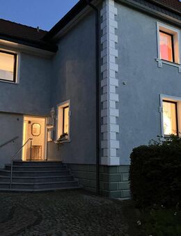 Platzwunder in Aerzen: EFH mit großer Garage, Garten & Ausbaupotenzial - Aerzen