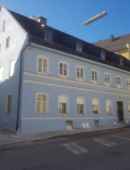 Wohn- und Geschäftshaus in zentraler Lage - Haag (Oberbayern)