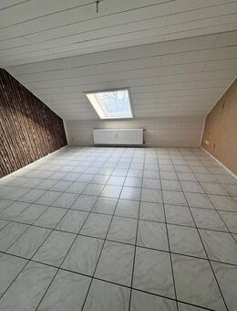 Eine Kaltmiete geschenkt! Gut aufgeteilte 3,5 Raum Wohnung - Duisburg