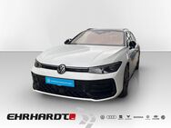 VW Passat, 1.5 eHybrid R-Line Signature IQ PARKL °, Jahr 2024 - Hildburghausen