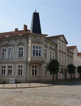 großzügige 5-Raum-Wohnung im Herzen von Neustrelitz - Neustrelitz