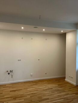 "Luxus im Erstbezug"-helle 2,5-Raum-Wohnung - West-Balkon, Parkett, CAT-7 Netzwerk, Wohnküche - Chemnitz