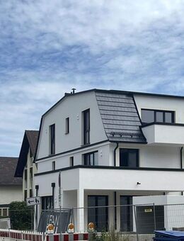 Exklusive 3-Zimmer-Wohnung mit Balkon - Germering